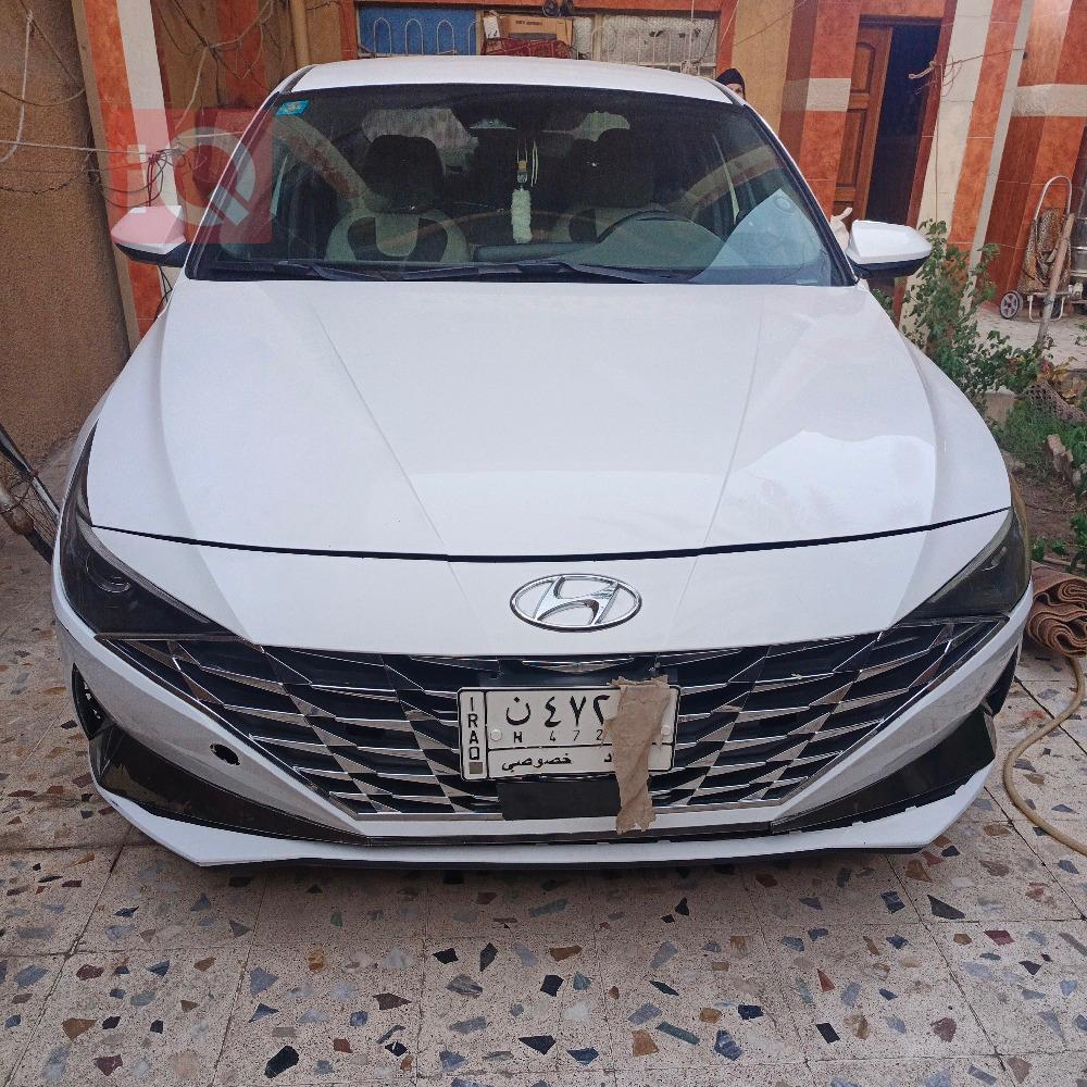 هیوندای ئەلەنترا